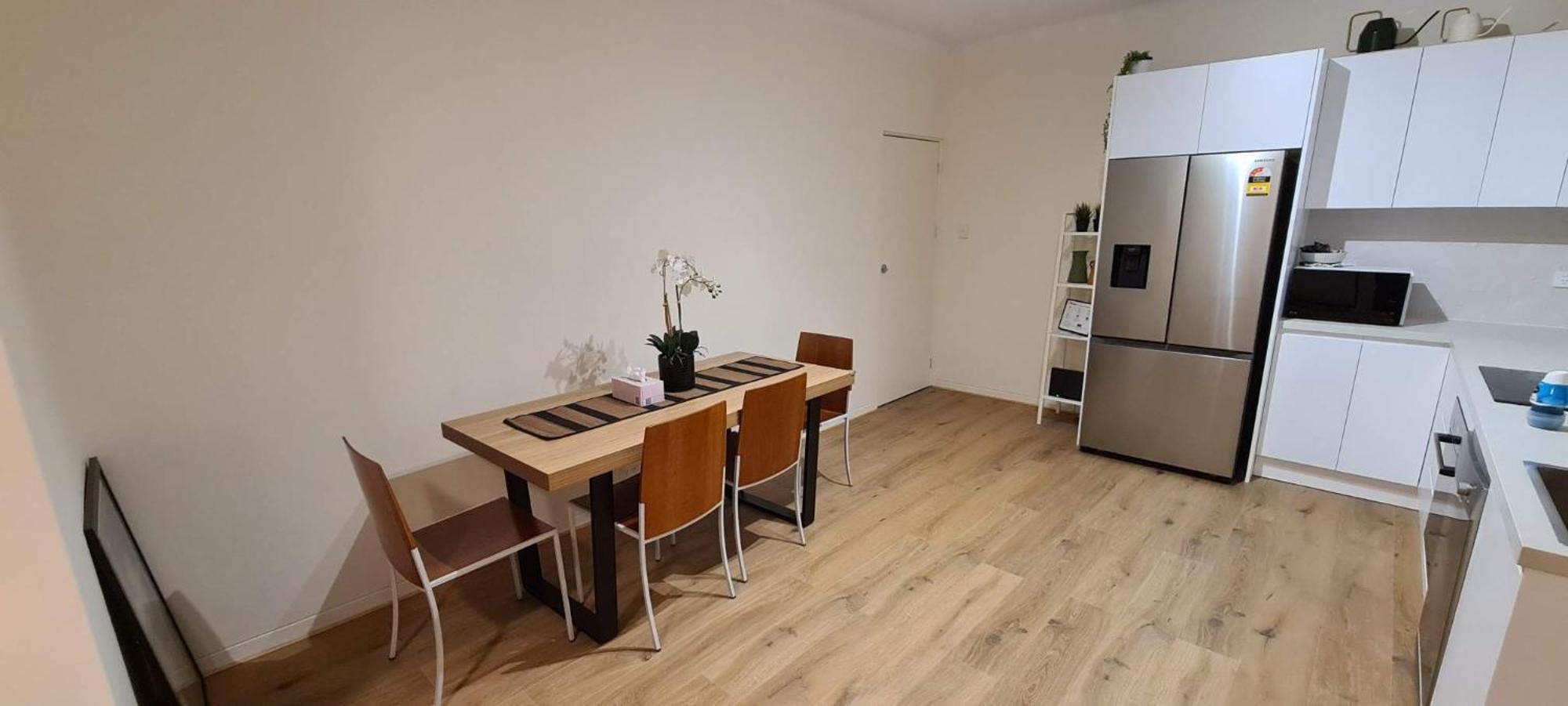 Stroll To The In 5 Min! Apartment Sydney